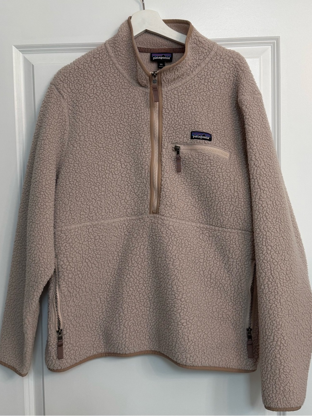 Patagonia Women's Cowl Fleece Pullover - Light Taupe